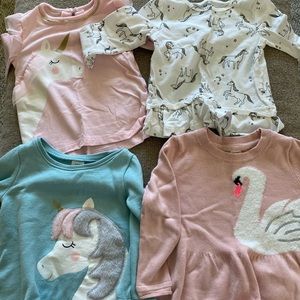 OSHKOSH CARTERS SHIRT/SWEATER LOT - UNICORNS AND SWAN - 12-18 months - VGUC